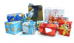 Christmas-presents-christmas-16922613-800-518